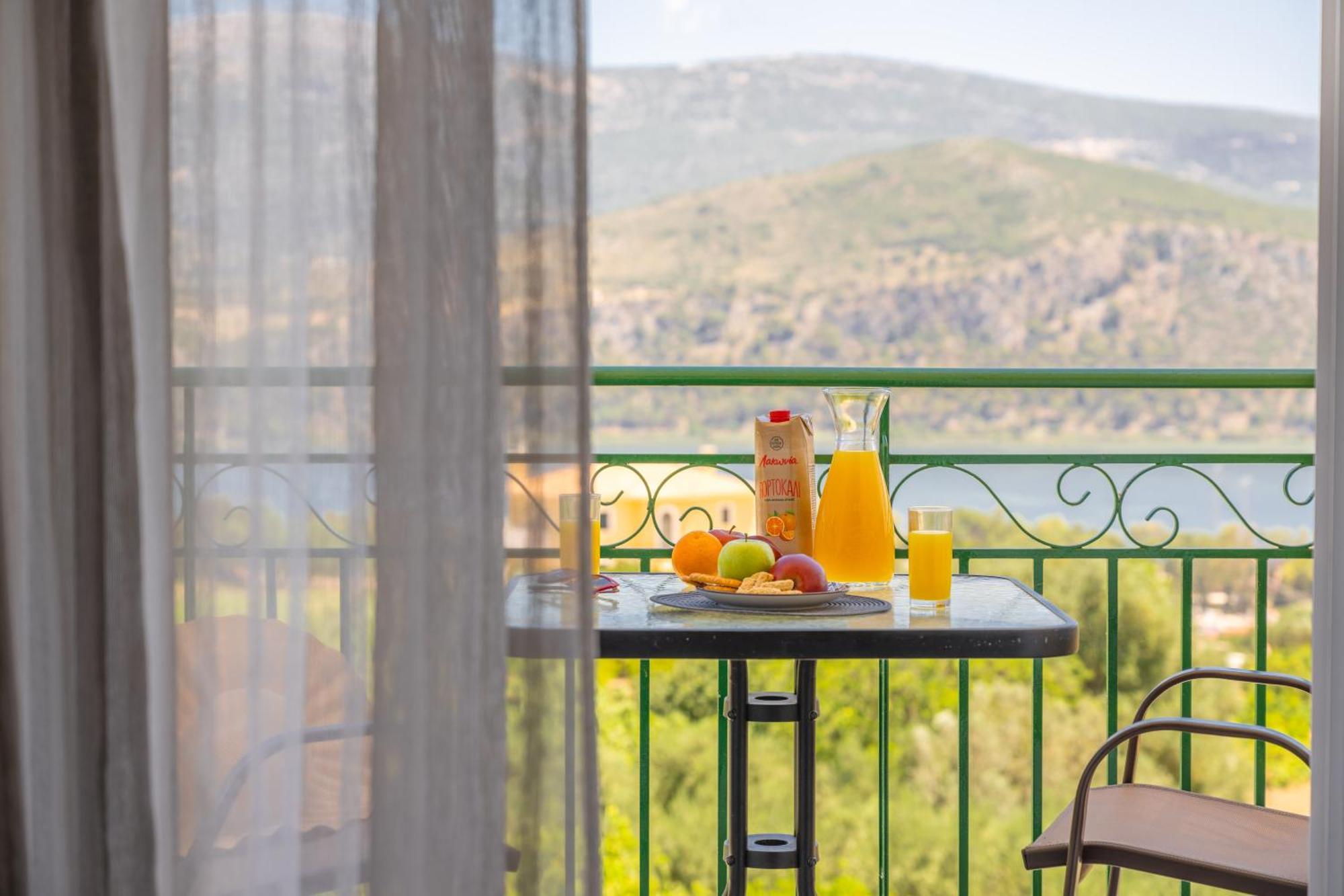 Apaggio Di Argostoli Apartments - Private Parking & Sea View Экстерьер фото